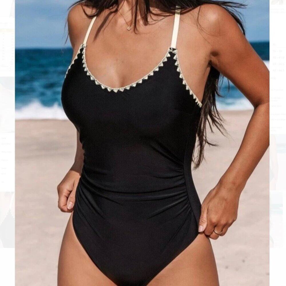Cupshe Women Black Scallop Shell Stiched Trim One Piece Swimsuit Ruched M NWT - Picture 3 of 12
